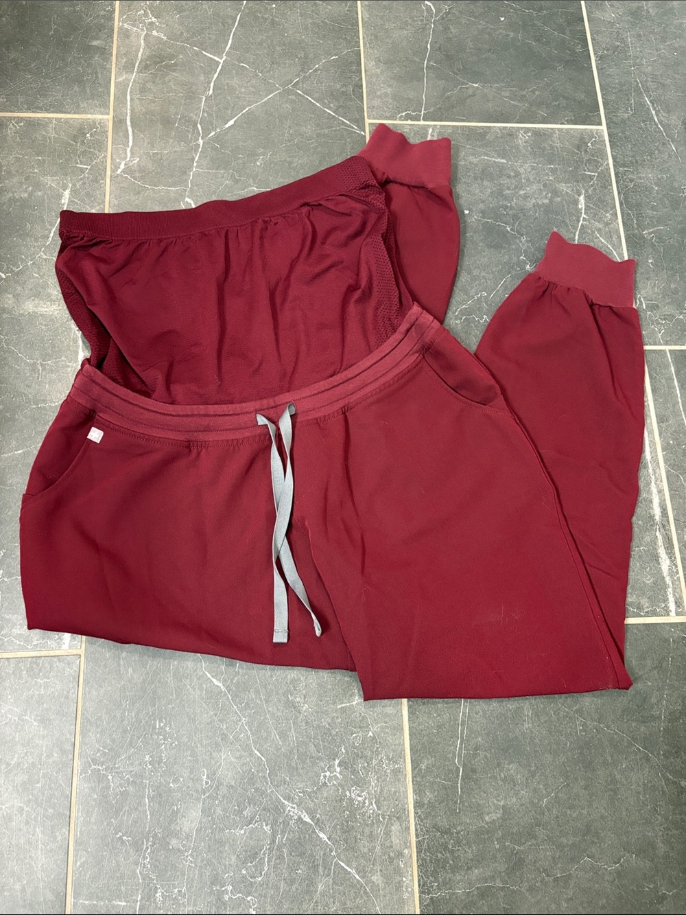 Figs Zamora Scrub Pants Technical Collection Burgundy Joggers Maternity Large